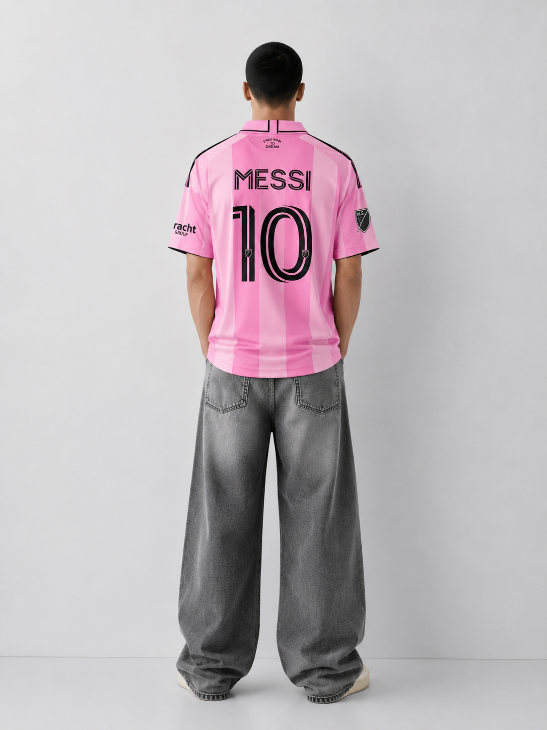 Lionel Messi Inter Miami Kit