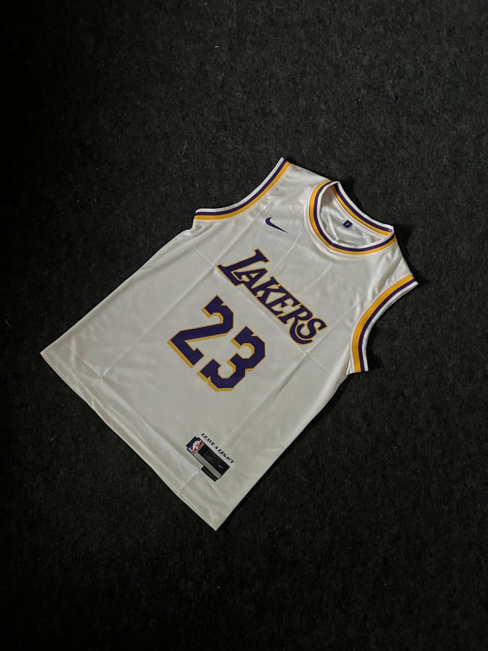 James Lakers