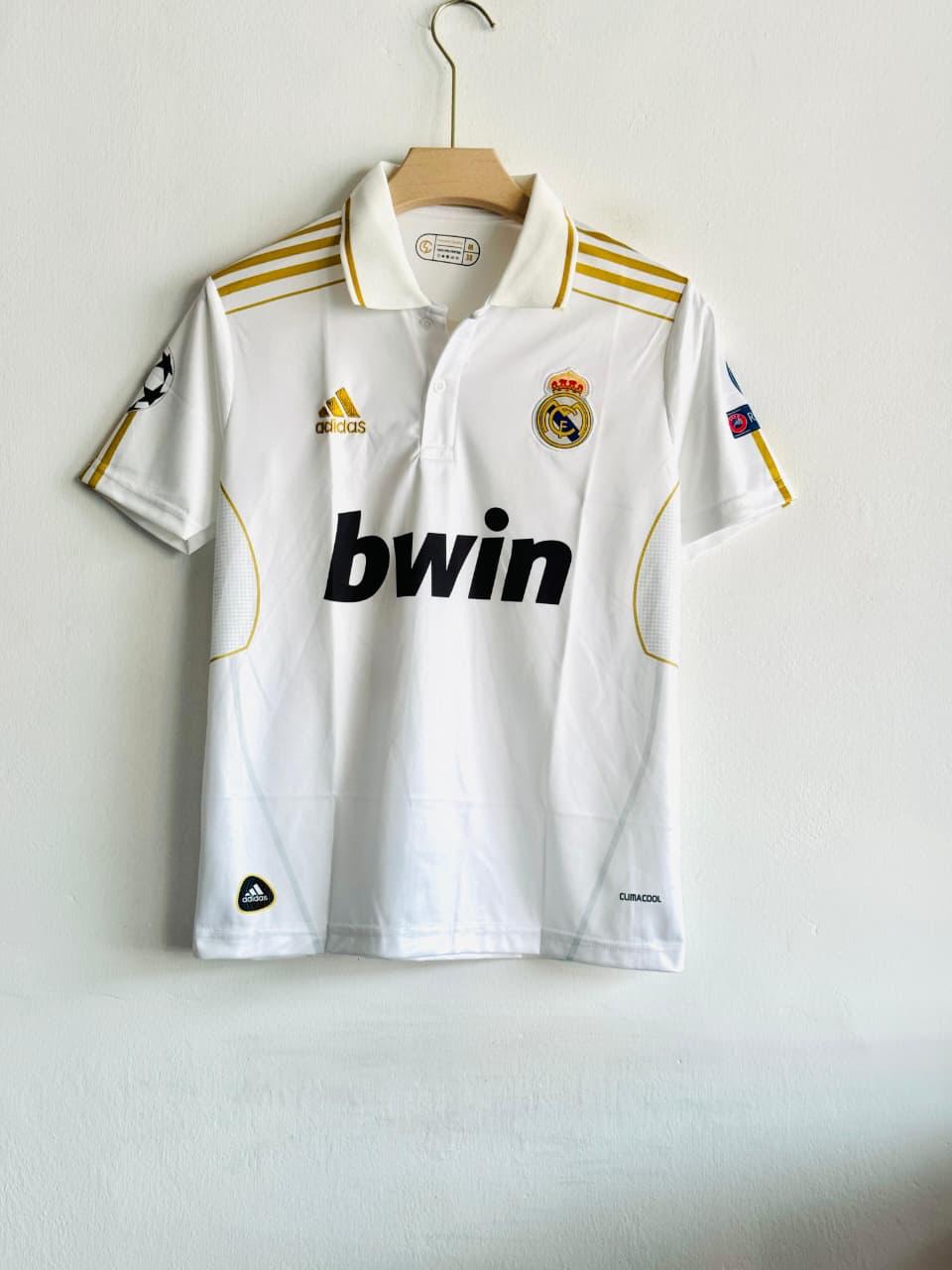 Real Madrid Özil Home Jersey 2011