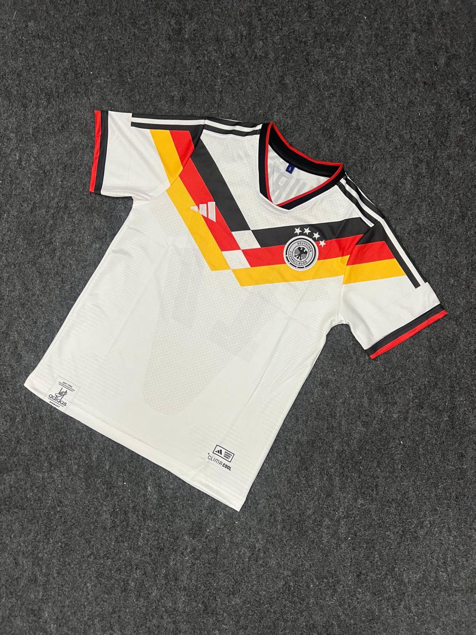 Flroian Writz Germany Five sleeves Embroidery